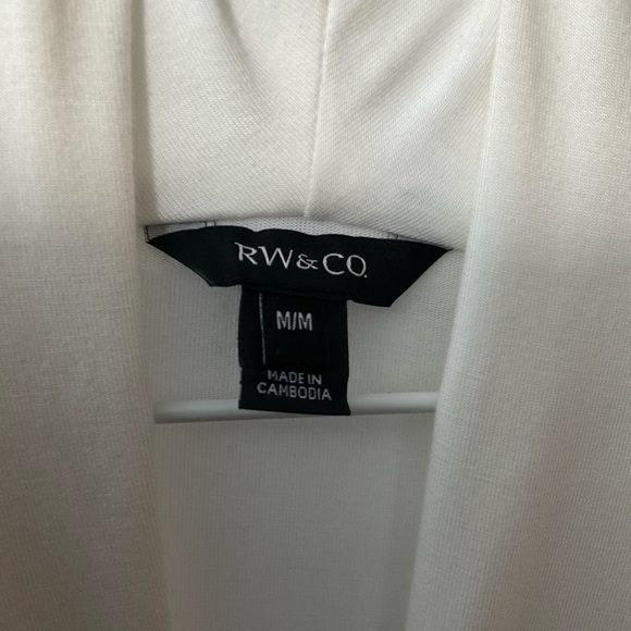 RW&CO off-white cap sleeve jersey blouse Medium - Picture 4 of 5